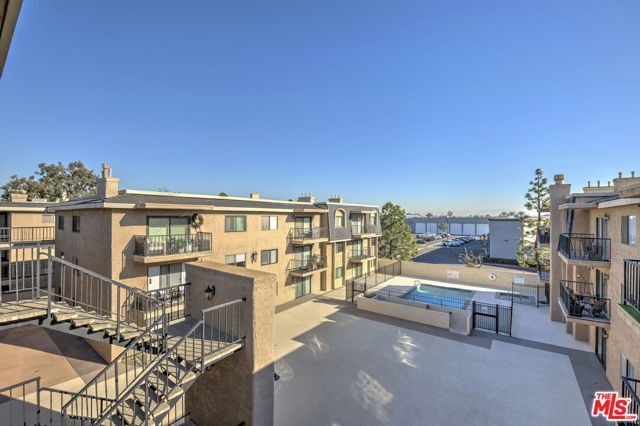 12400 Montecito Road 403, Seal Beach, CA 90740