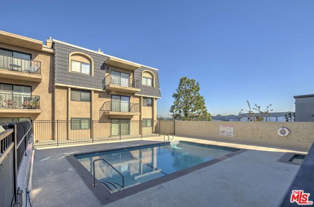 12400 Montecito Road 403, Seal Beach, CA 90740