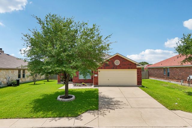 102 Thompson TRL, Bastrop, TX 78602