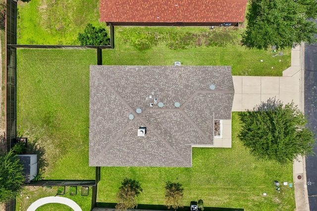 102 Thompson TRL, Bastrop, TX 78602