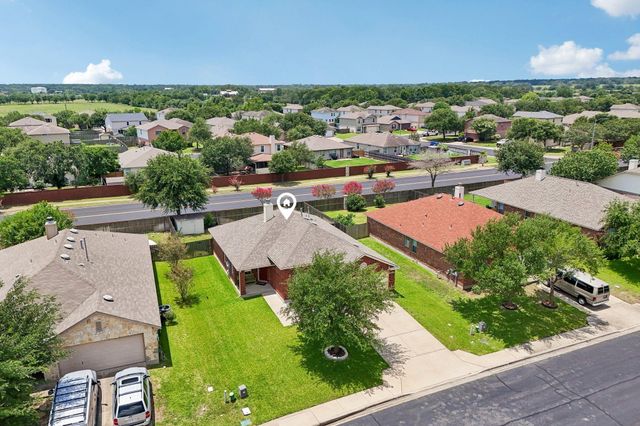 102 Thompson TRL, Bastrop, TX 78602
