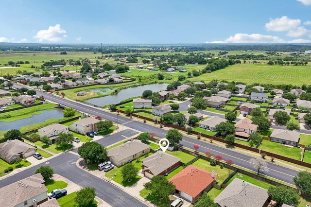 102 Thompson TRL, Bastrop, TX 78602