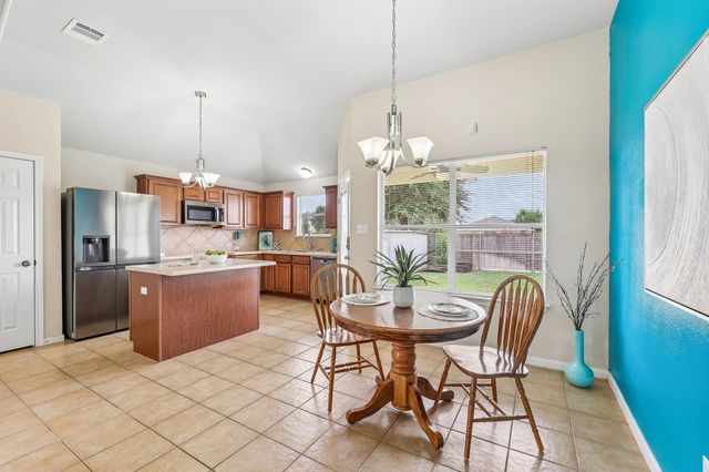 102 Thompson TRL, Bastrop, TX 78602