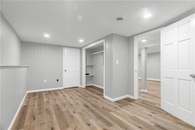 14842 W 90th Terrace, Lenexa, KS 66215