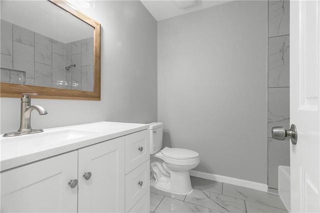 14842 W 90th Terrace, Lenexa, KS 66215