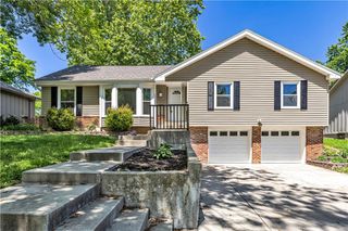 14842 W 90th Terrace, Lenexa, KS 66215