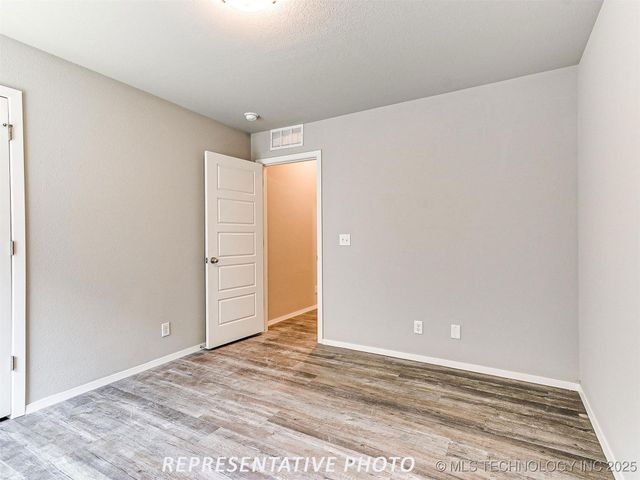 13159 S 72nd East Avenue, Bixby, OK 74008