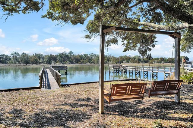 421 Lockwood Folly Road SE, Bolivia, NC 28422