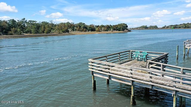 421 Lockwood Folly Road SE, Bolivia, NC 28422