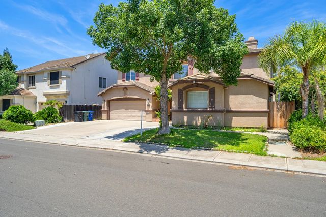 2105 Steinbeck, Modesto, CA 95356