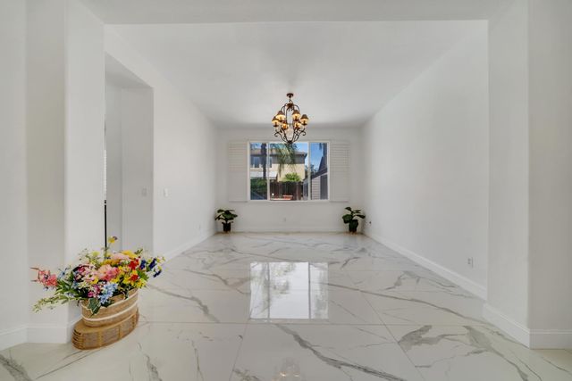 2105 Steinbeck, Modesto, CA 95356