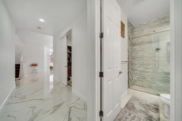 2105 Steinbeck, Modesto, CA 95356