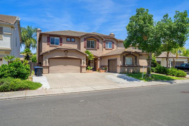 2105 Steinbeck, Modesto, CA 95356