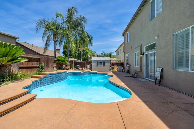 2105 Steinbeck, Modesto, CA 95356