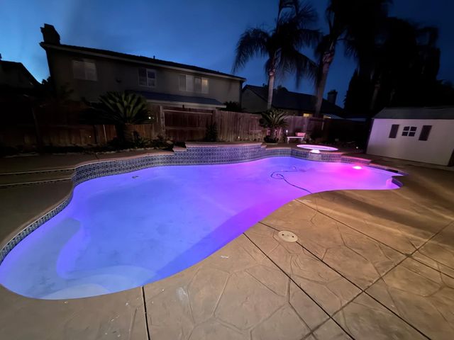 2105 Steinbeck, Modesto, CA 95356