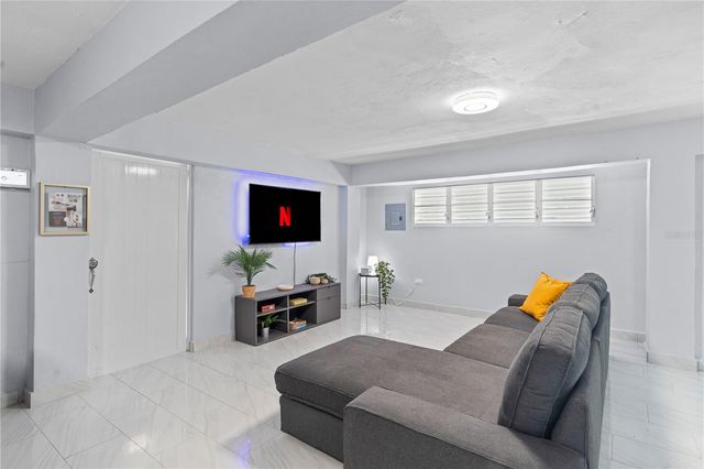 Km 6.0 CARR 853, BO CACAO, SECTOR ARRAYANES, Carolina, PR 00987