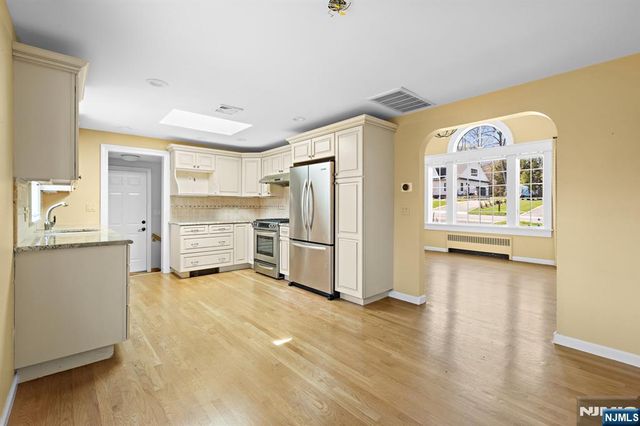 306 Sunset Boulevard, Wyckoff, NJ 07481
