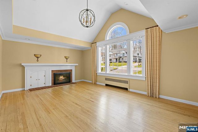 306 Sunset Boulevard, Wyckoff, NJ 07481