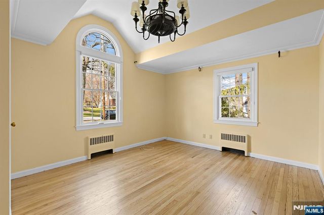 306 Sunset Boulevard, Wyckoff, NJ 07481