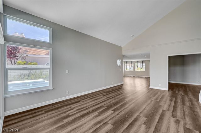 8708 Captains Place, Las Vegas, NV 89117