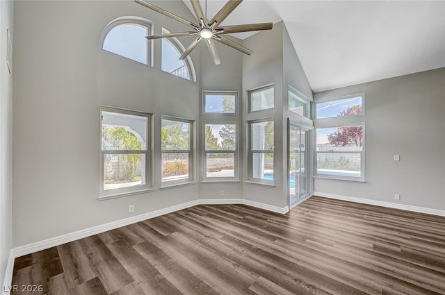 8708 Captains Place, Las Vegas, NV 89117