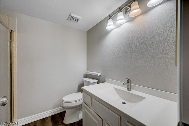 8708 Captains Place, Las Vegas, NV 89117