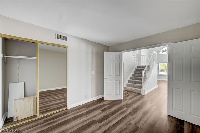 8708 Captains Place, Las Vegas, NV 89117