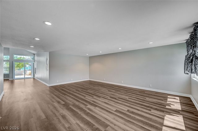 8708 Captains Place, Las Vegas, NV 89117