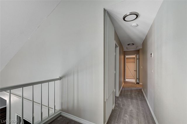 8708 Captains Place, Las Vegas, NV 89117