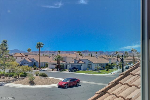 8708 Captains Place, Las Vegas, NV 89117