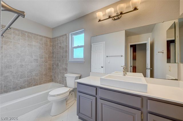 8708 Captains Place, Las Vegas, NV 89117