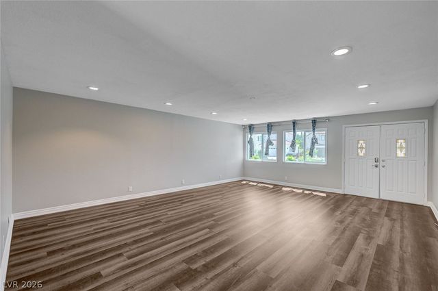 8708 Captains Place, Las Vegas, NV 89117