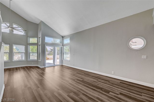8708 Captains Place, Las Vegas, NV 89117