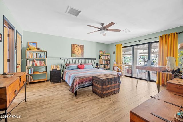 2621 E SOUTH MOUNTAIN Avenue, Phoenix, AZ 85042