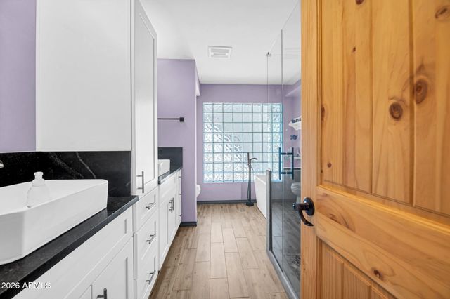2621 E SOUTH MOUNTAIN Avenue, Phoenix, AZ 85042