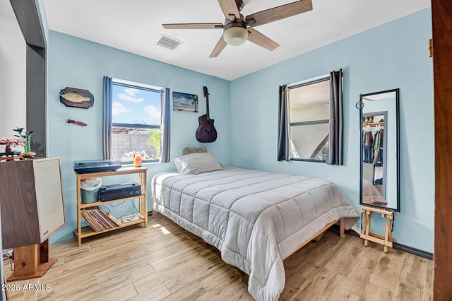 2621 E SOUTH MOUNTAIN Avenue, Phoenix, AZ 85042