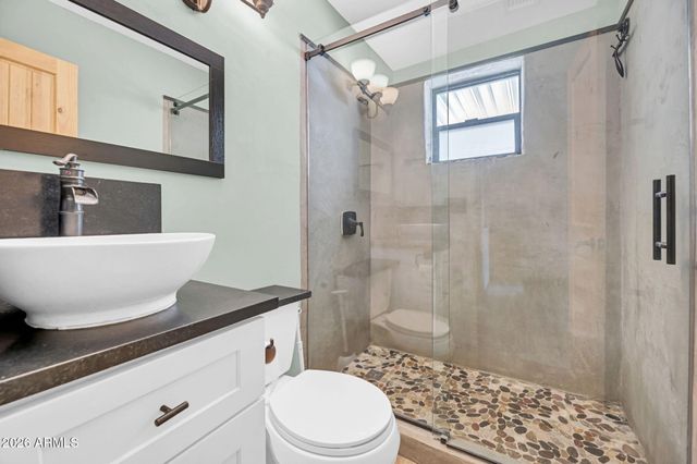 2621 E SOUTH MOUNTAIN Avenue, Phoenix, AZ 85042