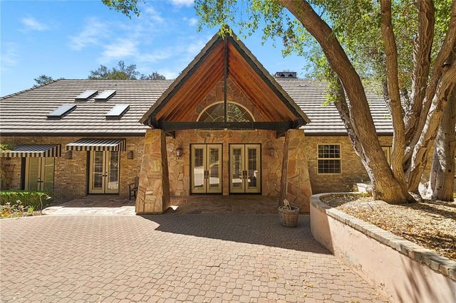 45455 Lorenz Lane, Temecula, CA 92590