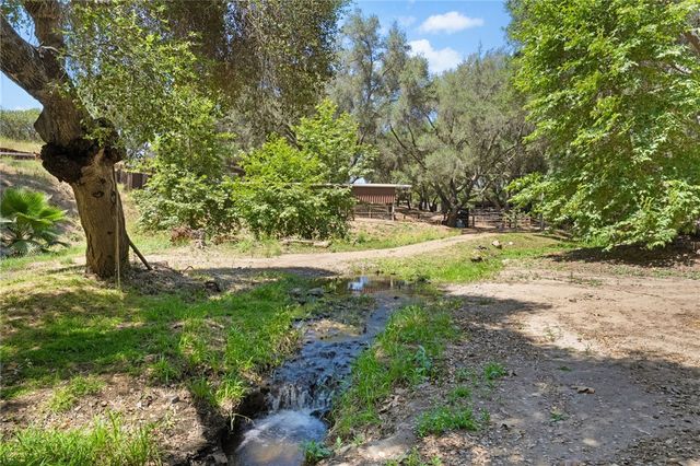 45455 Lorenz Lane, Temecula, CA 92590