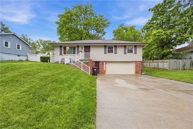 16704 Ellisonway Way, Independence, MO 64055