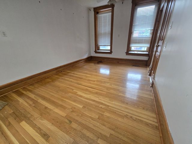 1736 W Beach Avenue 1, Chicago, IL 60622
