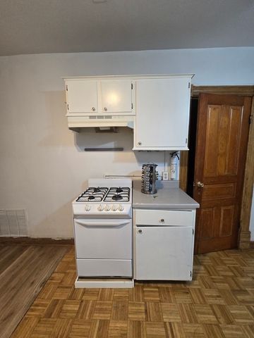 1736 W Beach Avenue 1, Chicago, IL 60622
