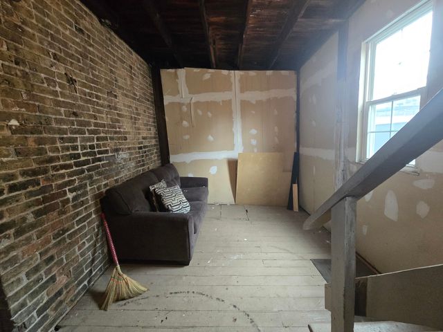 1736 W Beach Avenue 1, Chicago, IL 60622