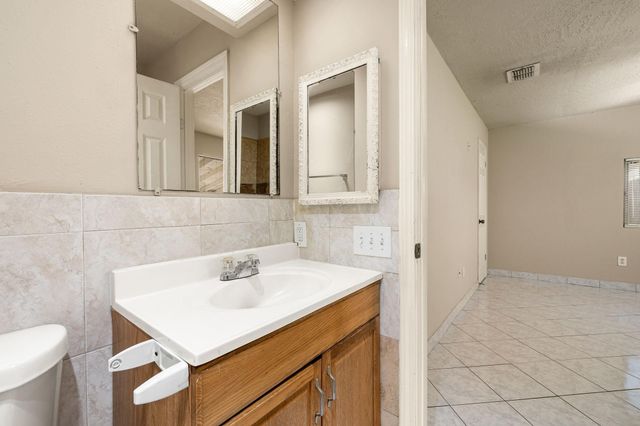 7803 Bunker Wood Lane, Houston, TX 77086