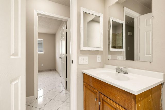 7803 Bunker Wood Lane, Houston, TX 77086