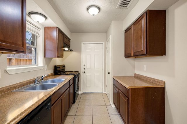 7803 Bunker Wood Lane, Houston, TX 77086