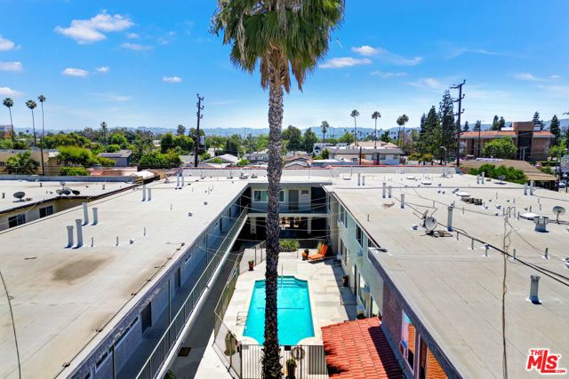 14849 Vanowen Street, Van Nuys (los Angeles), CA 91405