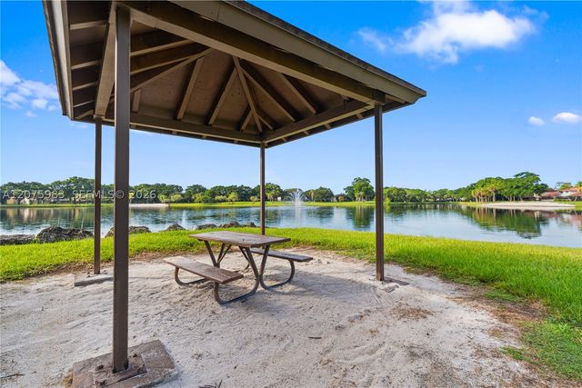 10450 SW 154th Ct 2, Miami, FL 33196