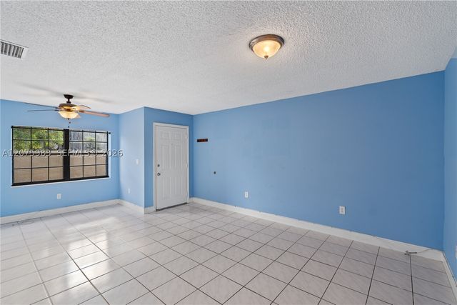 10450 SW 154th Ct 2, Miami, FL 33196