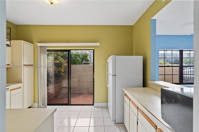 10450 SW 154th Ct 2, Miami, FL 33196